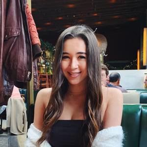 Meet your Posher, Isabel